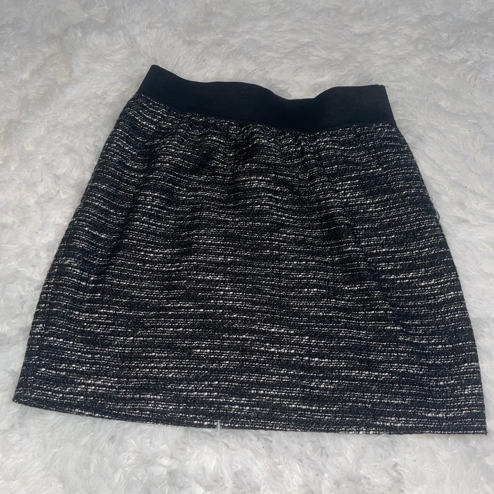 Outback Red black white silver mini skirt woman’s medium